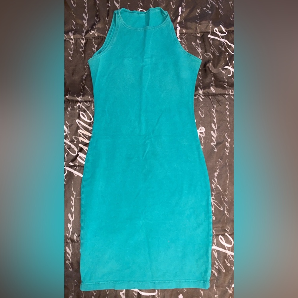 Tight maxi green dress